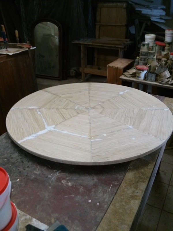 Stół po renowacji - dębowy fornir